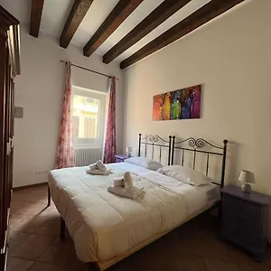  Appartamento Residenza Montecchi Italia